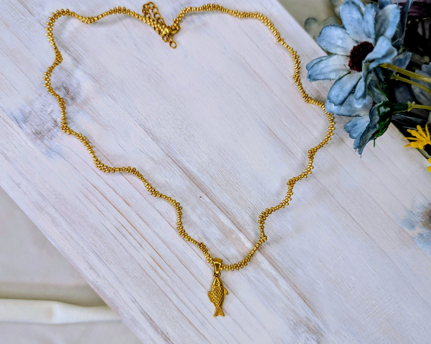 Pescadito Necklace