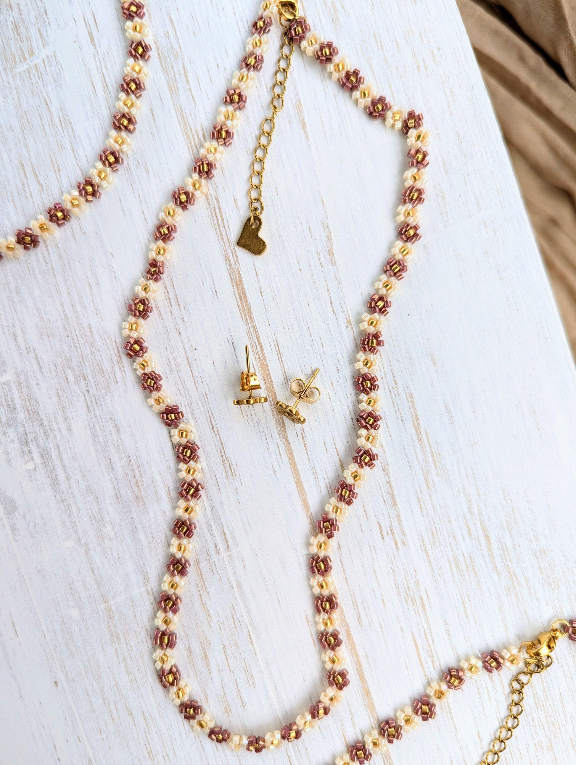 Flower Necklace - Love of Beads Jewelry 