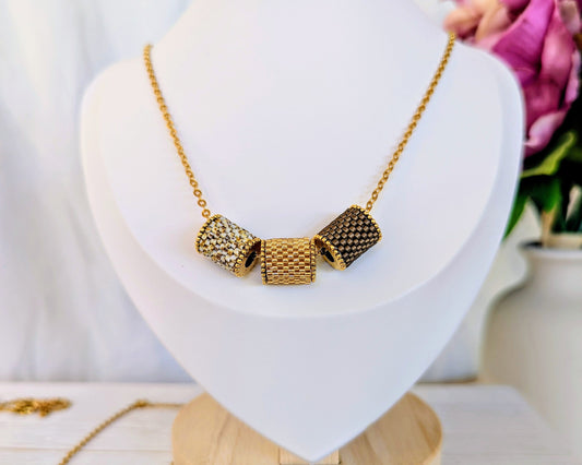 Channel Necklace